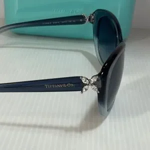 Tiffany & Co. | Accessories | Womans Tiffany Sunglasses Cat  display picture 3